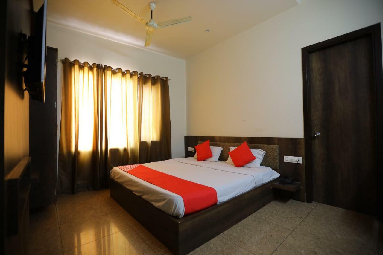 Oyo 40791 Hotel Hot N Fast Suratgarh Exterior foto